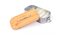 Lade das Bild in den Galerie-Viewer, Lunchbox Wunschname mit Herz Brotdose
